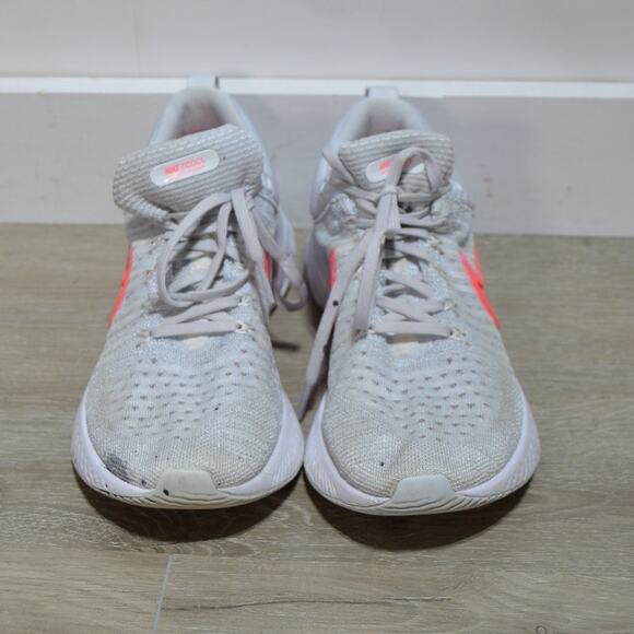 Nike React Infinity Flyknit Woman's Running Shoe White & Pink Size 8.5 - Picture 2 of 9